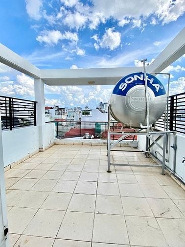 Nhà dtích đất 32m2 đúc thật 5 tầng 4pn hẻm Lê Trung Đình, Q. Tân Phú