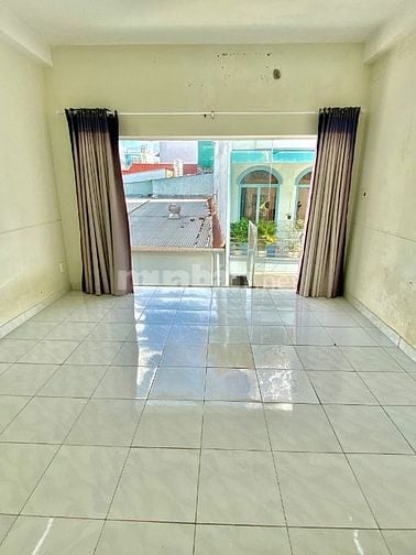 Nhà dtích đất 32m2 đúc thật 5 tầng 4pn hẻm Lê Trung Đình, Q. Tân Phú