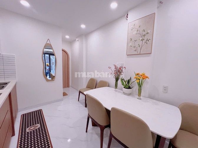 Cho thuê nhà phố riêng tại Hai Bà Trưng, Tân Định, Q1, HCM - Giá 14tr/