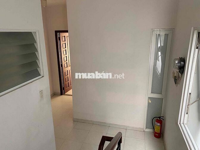 Nguyên tầng 2 phòng ngủ gần sân bay Tân Sơn Nhất