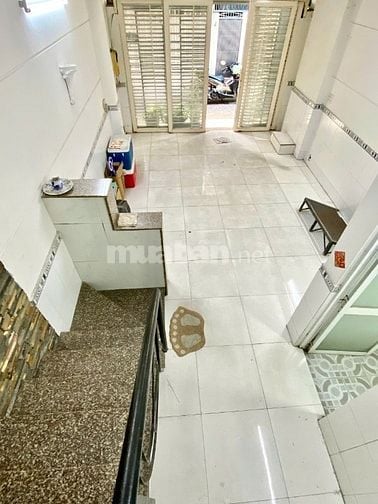 Nhà dtích đất 32m2 đúc thật 5 tầng 4pn hẻm Lê Trung Đình, Q. Tân Phú