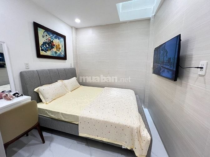Cho thuê nhà phố riêng tại Hai Bà Trưng, Tân Định, Q1, HCM - Giá 14tr/