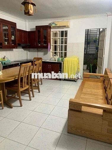 Cho Thuê Nhà Nguyên Căn Ngay ĐH Công Thương. DT : 4x24m, Đúc 2Tấm, 4pn