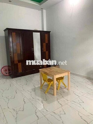 Cho Thuê Nhà Nguyên Căn Ngay ĐH Công Thương. DT : 4x24m, Đúc 2Tấm, 4pn