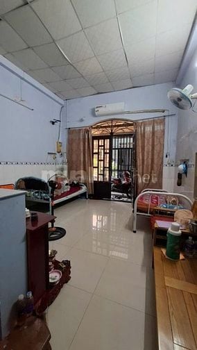 Bán nhà  hẻm  Hương Lộ 2, Bình Tân, 4,3x10m, 1 lầu, 3,5 tỷ 