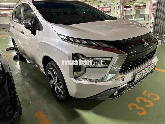 Mitsubishi Xpander 2024 - 8000 km