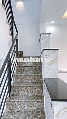 Bán nhà mới đep..bô thuế kk..số nhà huyên cấp