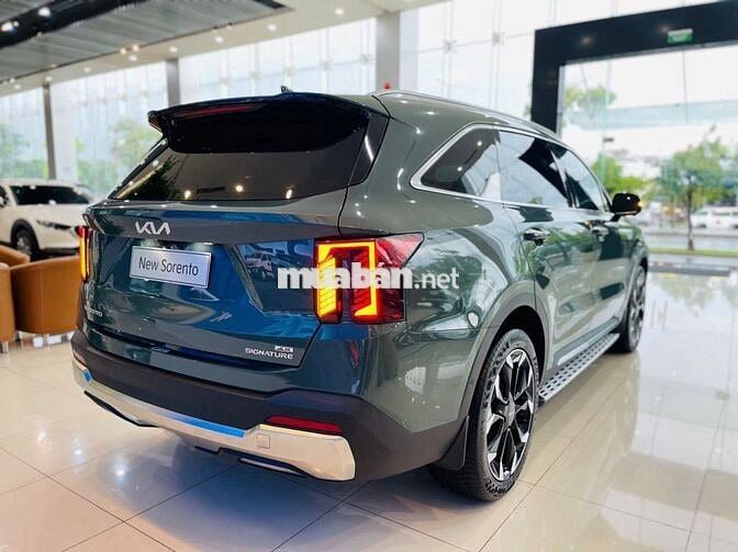 Kia Sorento 2.5G Signature 2025 - Mới 100%