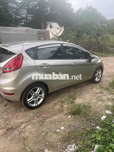 Ford Fiesta 2011 1.6 AT Hatchback - 134000 km
