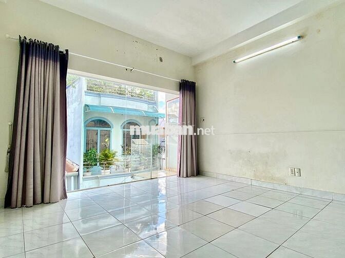 Nhà dtích đất 32m2 đúc thật 5 tầng 4pn hẻm Lê Trung Đình, Q. Tân Phú