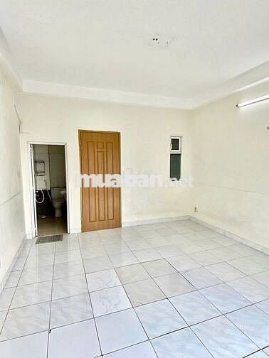 Nhà dtích đất 32m2 đúc thật 5 tầng 4pn hẻm Lê Trung Đình, Q. Tân Phú