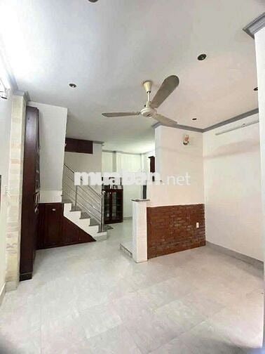 Nhà nguyên căn Lê Văn Sỹ GiápQ3 , 90m2, 2 PN, 3WC, 11.8Triệu.
