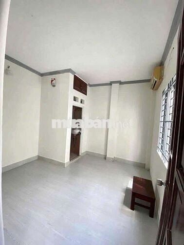 Nhà nguyên căn Lê Văn Sỹ GiápQ3 , 90m2, 2 PN, 3WC, 11.8Triệu.