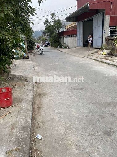 Nhà 1 trệt 1 lầu 2pn, 2wc, 1 tỷ 350