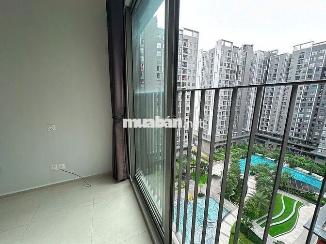 6tr5 Thuê ngay căn WestGate 2PN 2WC có máy lạnh