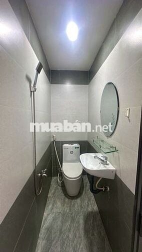 Bán nhà giáp Tên Lửa, 26m2, giá 2 tỷ xx