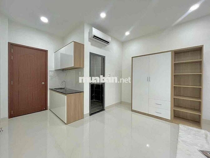 STUDIO 30M2 CÓ BAN CÔNG NGAY SÂN BAY - CÔNG VIÊN HOÀNG VĂN THỤ