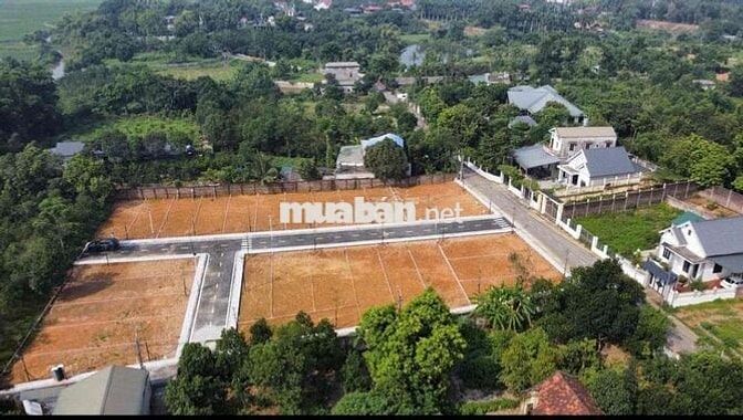Bán lô đất D 100m2 đã có sổ full thổ cư