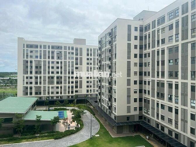Căn hộ 63m2 2pn 2vs có ban công, yên tĩnh, tiện ích xung quanh