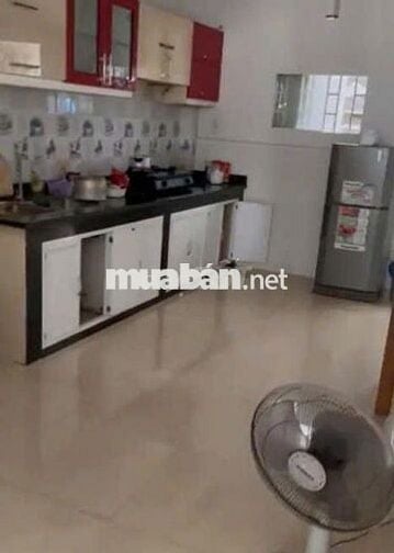 Cho Thuê Nhà Đường Lê Tư, Tân Phú ( 4x20m - Sân Rộng - Văn Phòng / Ở )