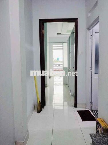 Chủ gấp bán – Nhà 3 tầng Bùi Tư Toàn, gần Võ Văn Kiệt – Giá cực rẻ!