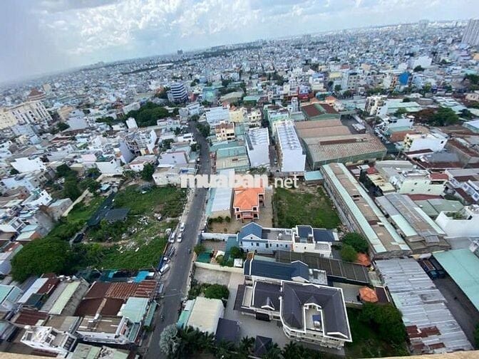 Chung cư Hoàng Kim Thế Gia cho thuê căn 145m2, 4 phòng ngủ có nội thất