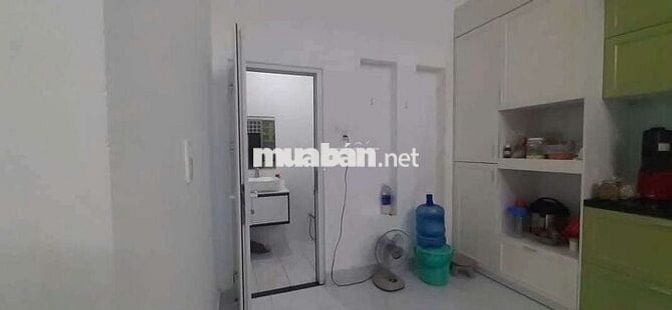 Cần bán gấp nhà 1 xẹt Đường ĐHT .Q12 .DT 8 x16 .1 trệt 1 lầu 4PN 4WS