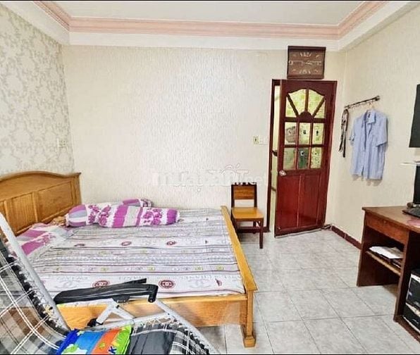 Bán nhà 4 tầng, 4x22 Hồ Văn Huê PN, xe hơi ngủ trong nhà. Giá 15.5 tỷ