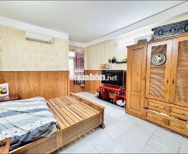 Bán nhà 4 tầng, 4x22 Hồ Văn Huê PN, xe hơi ngủ trong nhà. Giá 15.5 tỷ