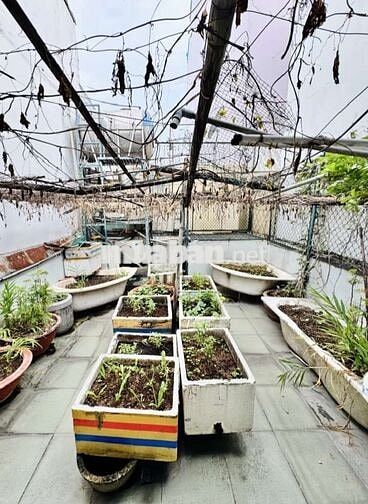 Bán nhà 4 tầng, 4x22 Hồ Văn Huê PN, xe hơi ngủ trong nhà. Giá 15.5 tỷ