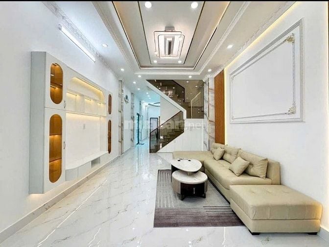 Bán Gấp Nhà Q8! Phạm Thế Hiển dt 70m2 - 2ty850. Hẻm rộng 6m khu KD tốt