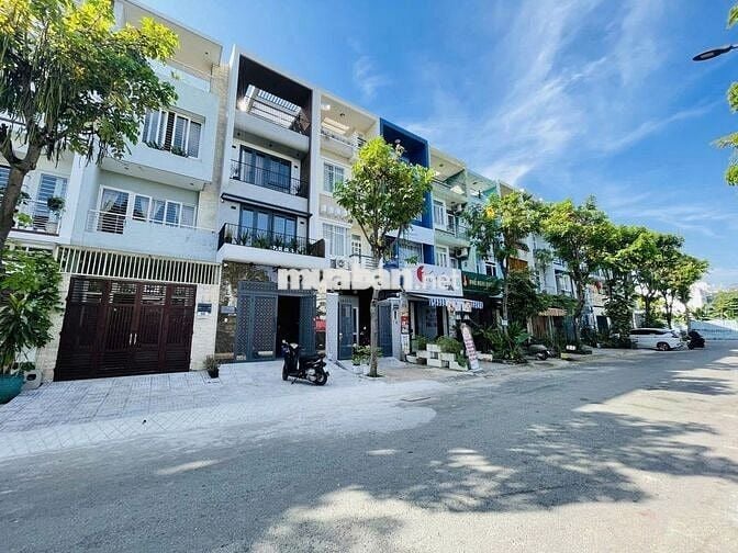Nhà phố KDC Tân Quy Đông, DT: 6x22,5m, 4 tầng -  GIÁ TỐT 24 TỶ