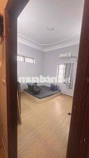 CHO THUÊ STUDIO CỬA SỔ THOÁNG NGAY CÁCH MẠNG THÁNG 8 CÓ MÁY GIẶT RIÊNG