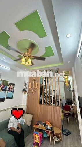 Mặt Tiền : Gần Ngã Tư Bốn Xã , 1 Lầu Mới Đẹp.