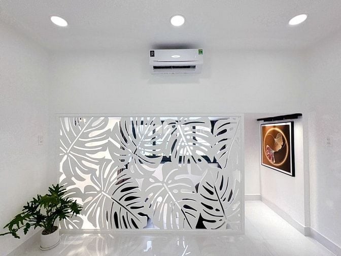BÁN NHÀ CĂN GÓC MẶT TIỀN ĐƯỜNG QUẬN PHÚ NHUẬN 