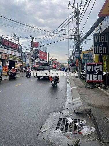 CHo thuê mbkd mặt tiền đường Nguyễn thị tú 4,5x17m trống suốt