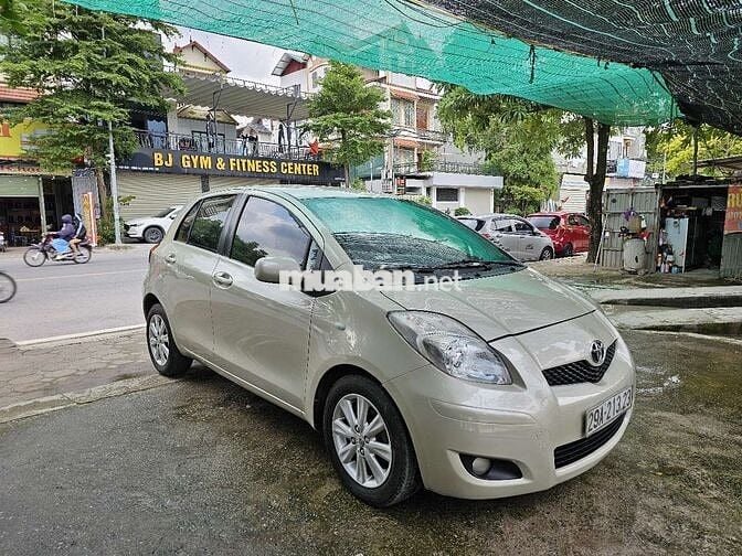 ÔNG VUA BỀN BỈ