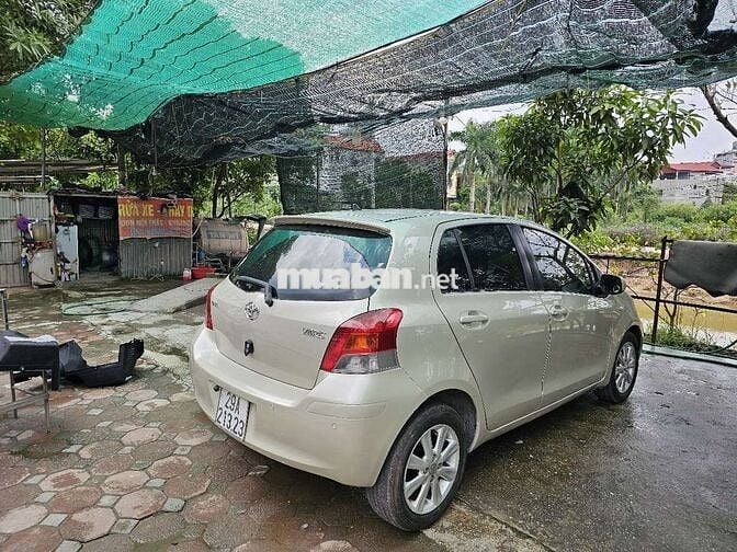 ÔNG VUA BỀN BỈ