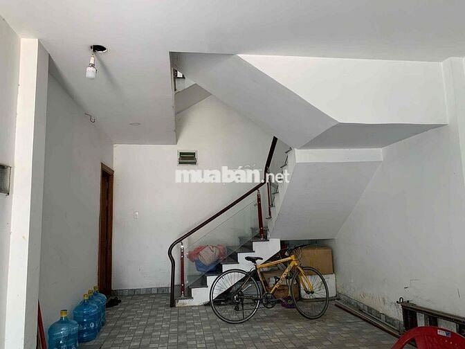 Nhà ngay bến xe Quận 8 tôi chính chủ cần bán gấp dọn đi nơi khác