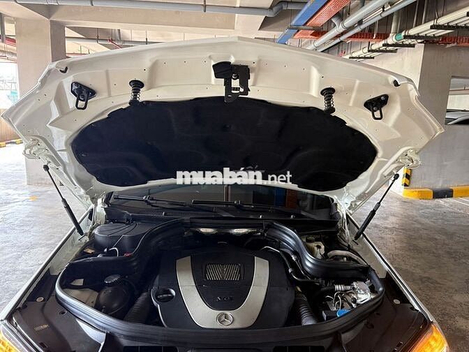 Mercedes Benz GLK300 AMG 4Matic (cần số điện tử)
