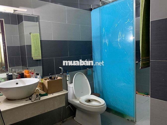 Nhà ngay bến xe Quận 8 tôi chính chủ cần bán gấp dọn đi nơi khác
