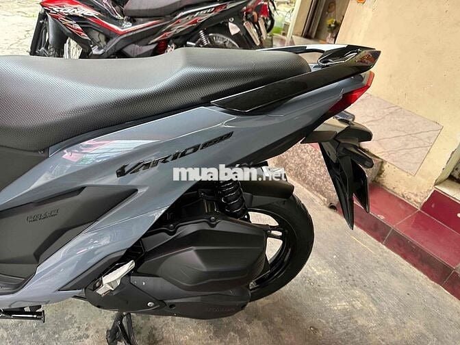 vario 150 đời 2020 xám xi măng