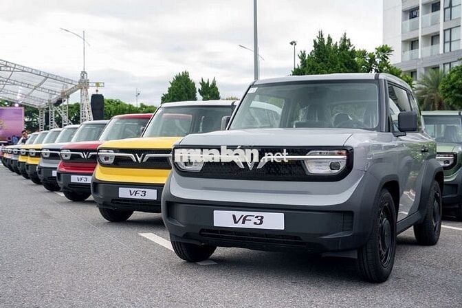 VF3 SẴN XE GIAO NGAY SG !!! ĐỦ CÁC MÀU CHỜ ANH CHỊ