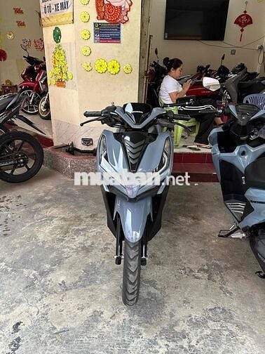 vario 150 đời 2020 xám xi măng