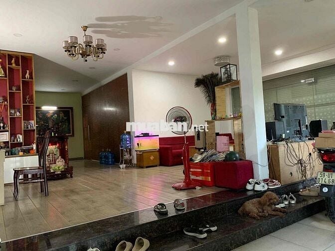 Nhà ngay bến xe Quận 8 tôi chính chủ cần bán gấp dọn đi nơi khác