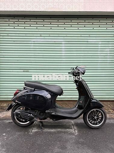 Vespa Sprint 125ABS Đen Bóng thanh lí gấp giá rẻ