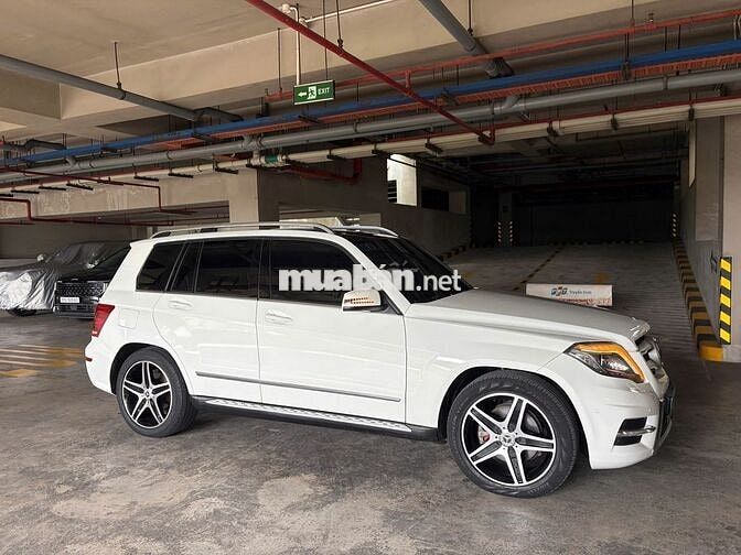 Mercedes Benz GLK300 AMG 4Matic (cần số điện tử)