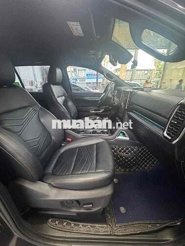 Ford Everest 2022 Titanium 2.0L 4x2 AT - 35000 km
