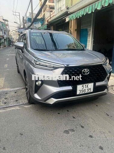 TOYOTA VELOZ 1.5 AT CVT