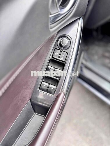 Mazda 6 2017 2.0L Premium - 100000 km